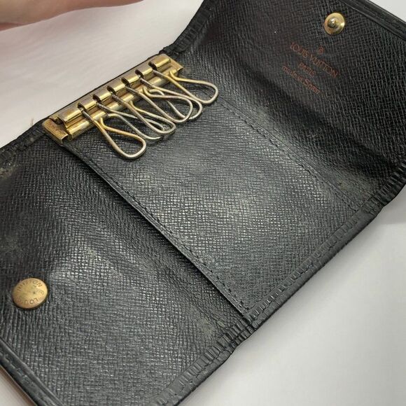 Louis Vuitton Key Case - Black Epi Leather - Picture 6 of 11